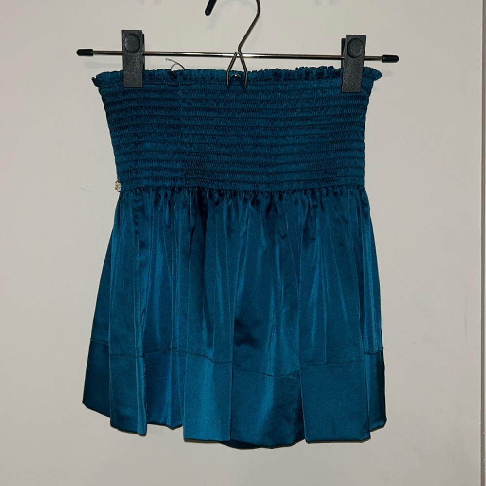 Natural life shorts